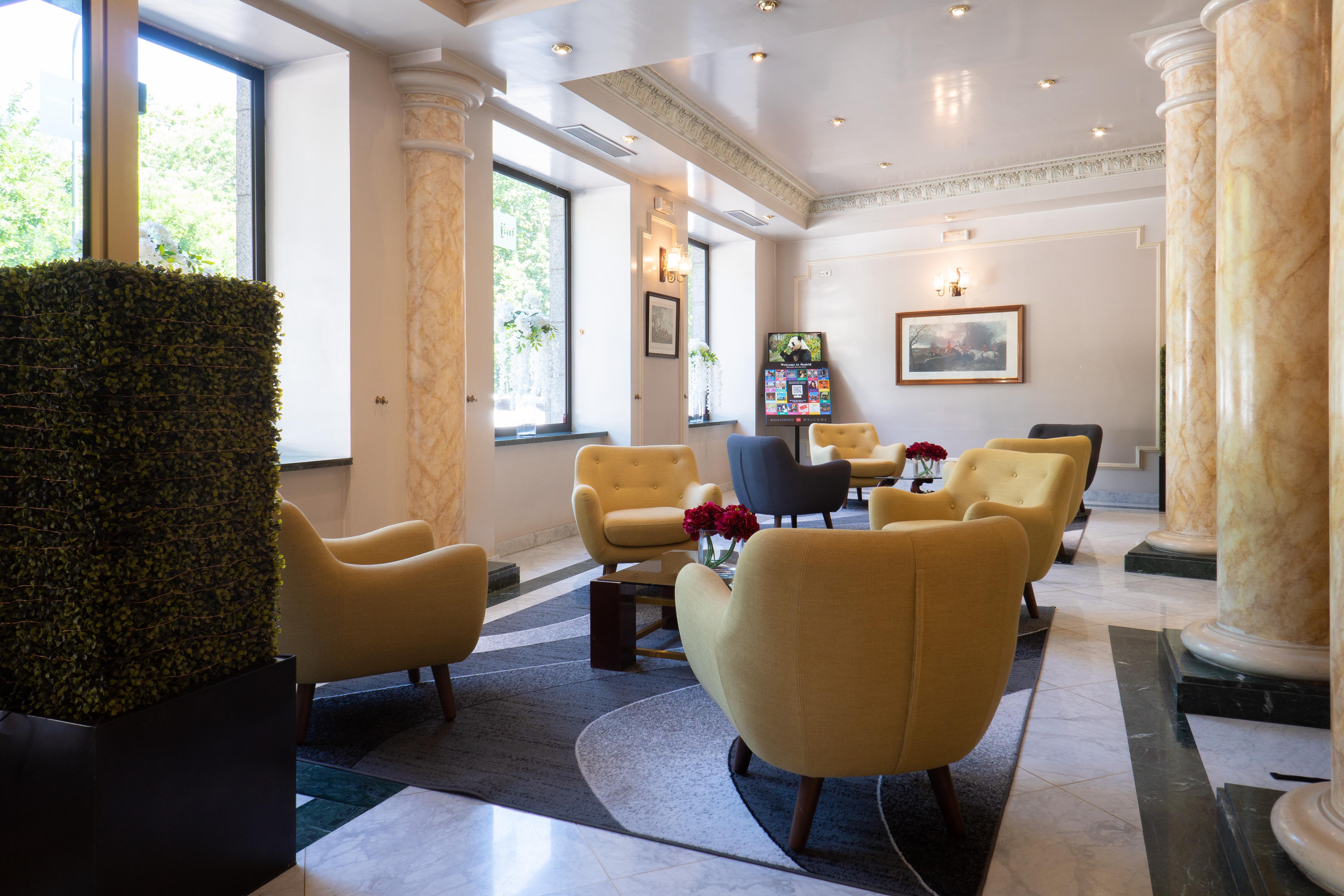 Mora By Mij Hotel