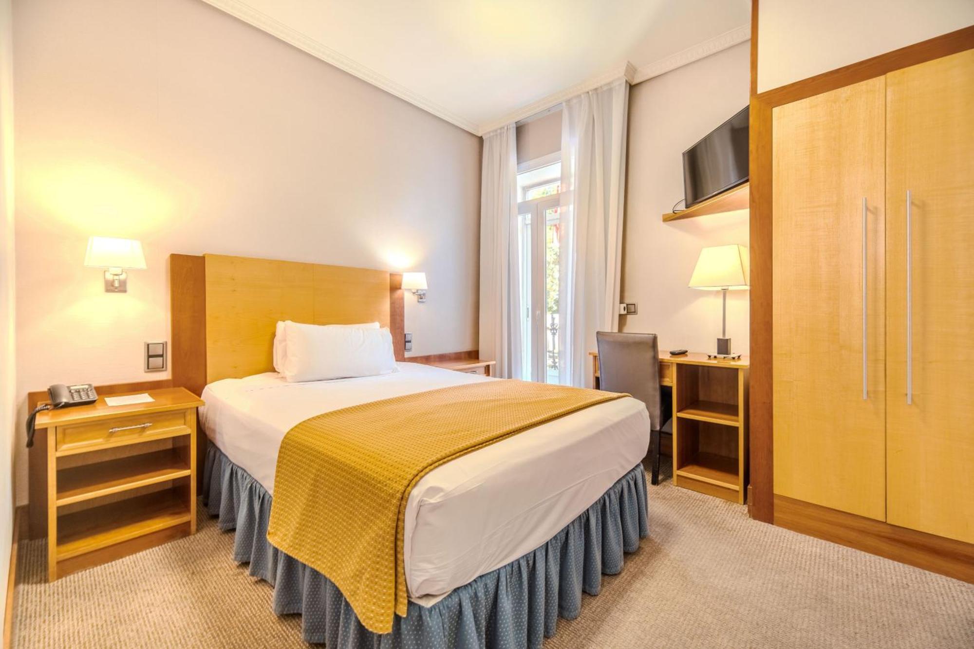 Mora By Mij Hotel