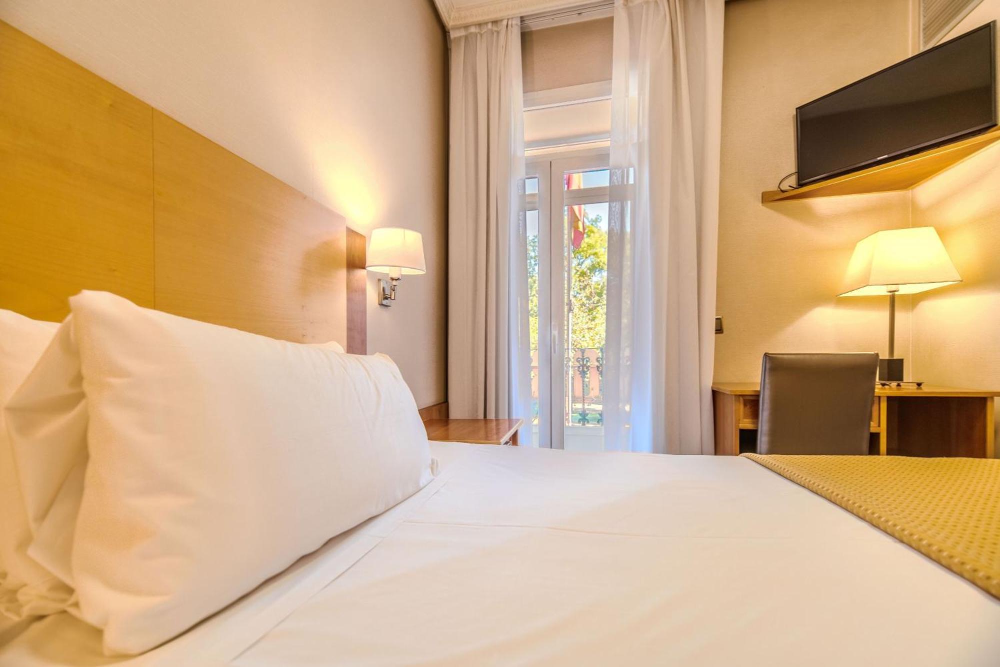 Hotel Mora By Mij